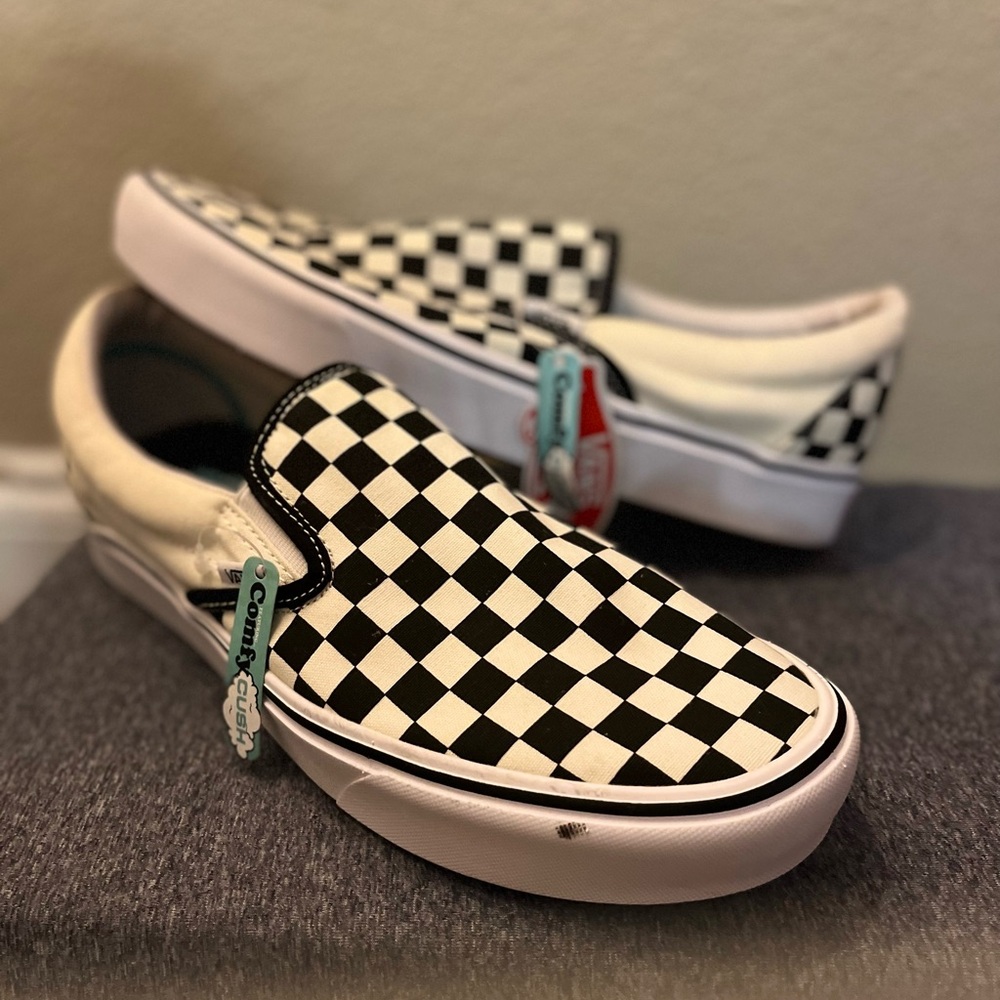 Vans Classic Slip-on Comfycush™ Checkerboard Shoe in Black and White